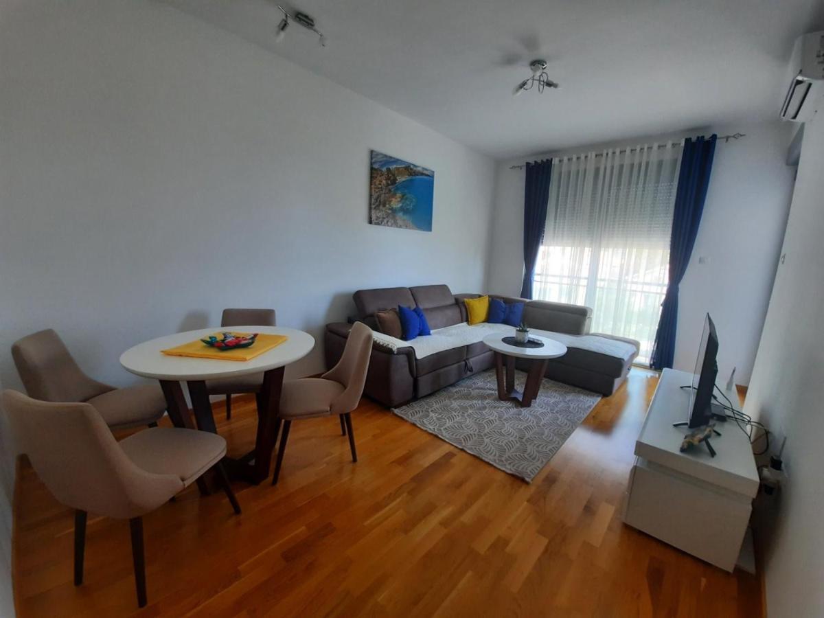Lux Apartment Talija Budua Esterno foto